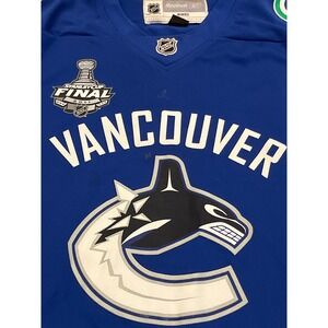 Reebok‎ Vancouver Canucks Kesler 17 NHL Jersey Stanley Cup Finals Blue M